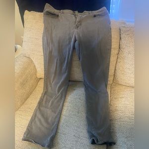 Medium banana republic traveler pants 35x34
